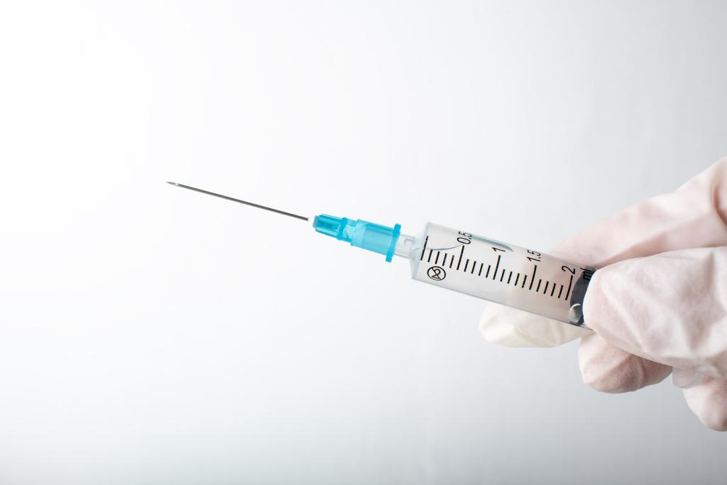 syringe shutterstock