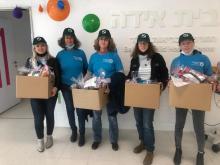 Azrieli Purim volunteers at Ziv